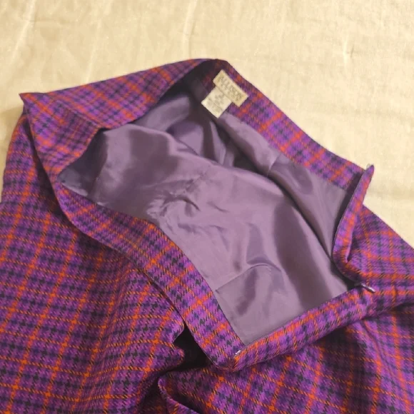 Silk Allison Taylor Women's Vibrant Plaid Capris